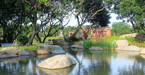 園冶杯專業獎：草庵公園荷花池核心區景觀設計